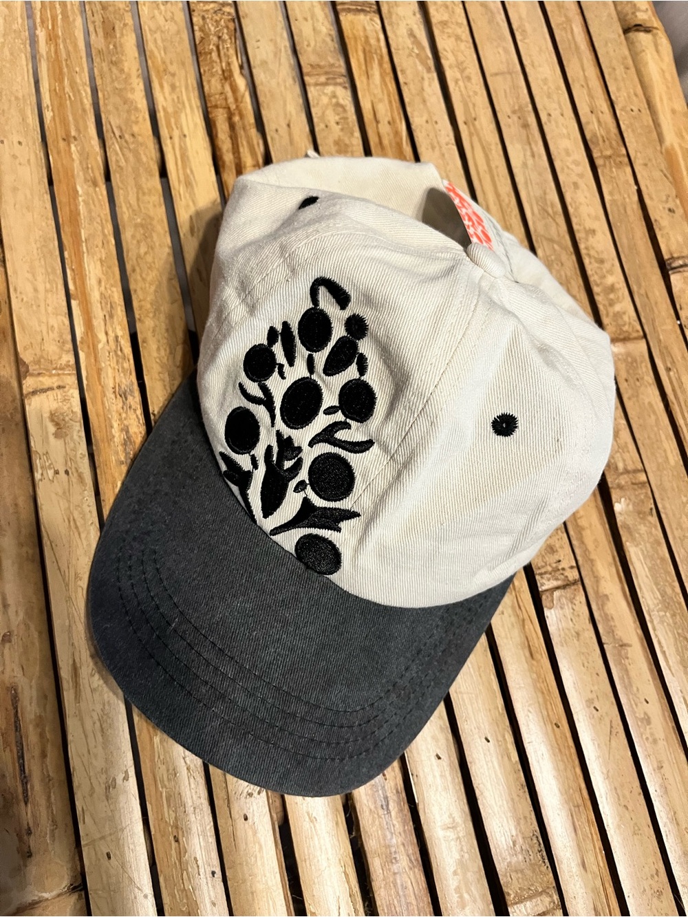 Free People Movement -Baseball Cap with Movement Logo Embroidery - Cream/ Blk